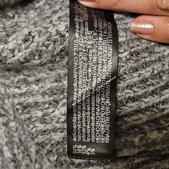 Gorgeous oversized knit sweater - Picture 6 of 6